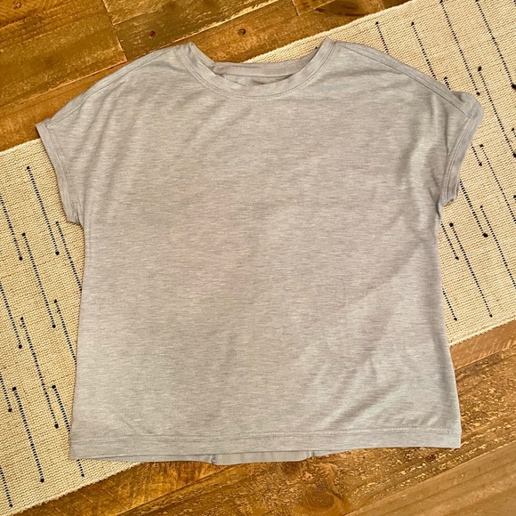 Athleta Girl - Back At It Tee - Size S/7 - Picture 1 of 4